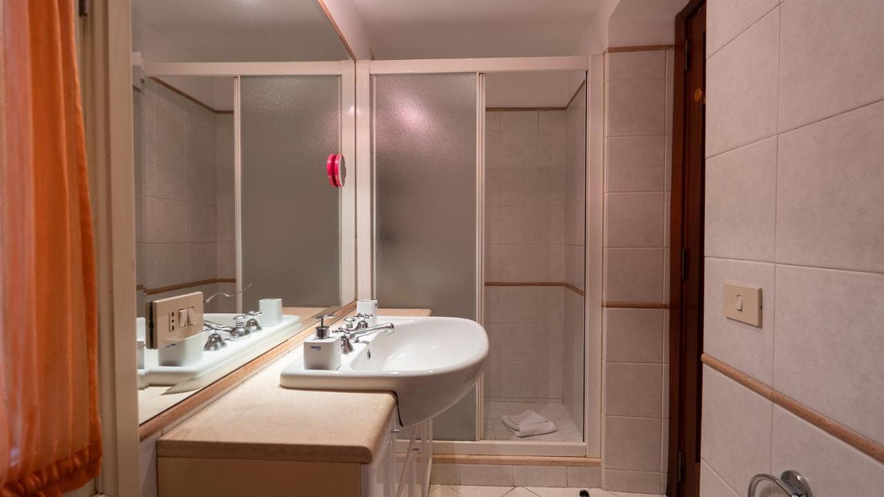 Apartament Navona Family House Rzym Zewnętrze zdjęcie